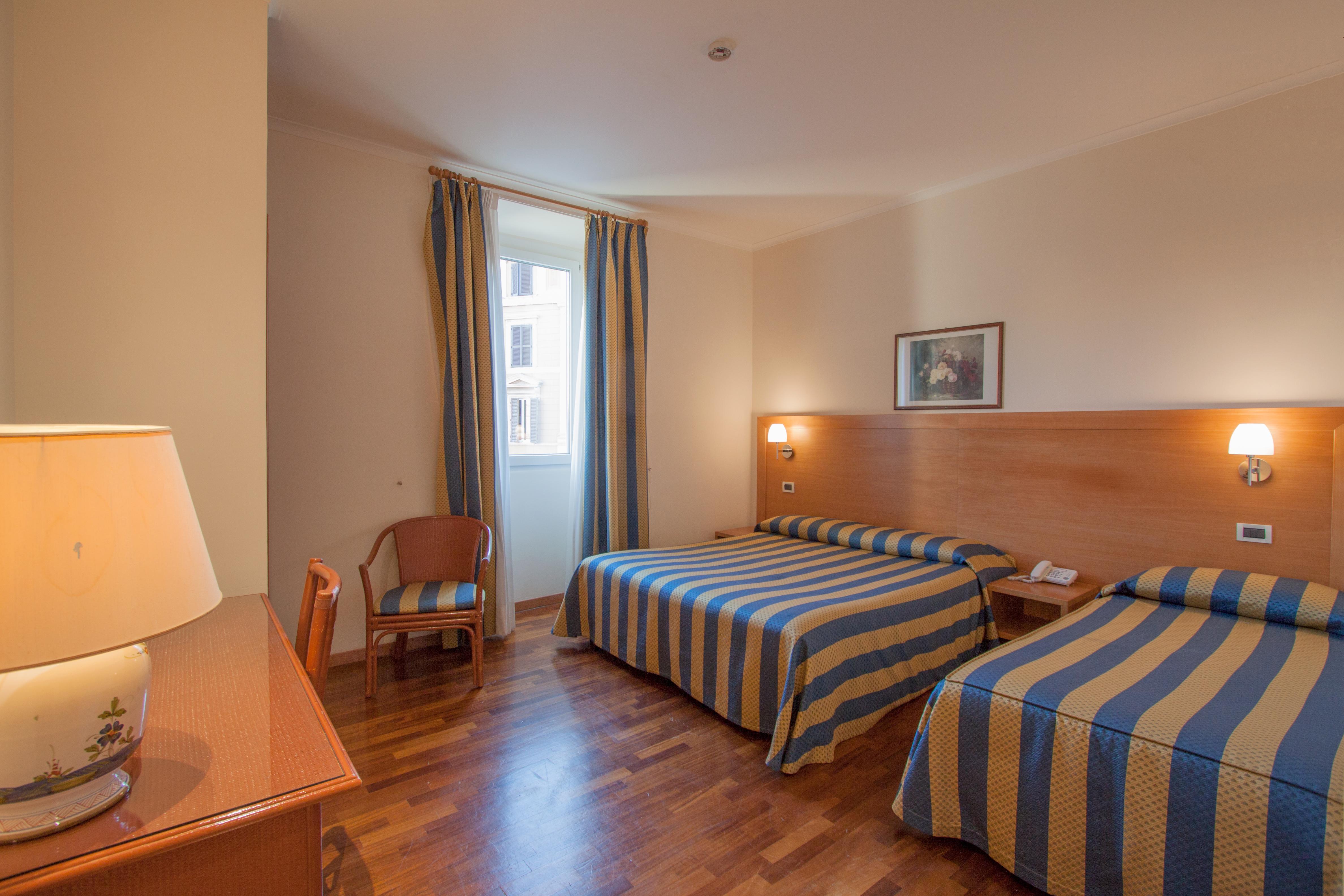 Hotel Laurentia Roma Esterno foto