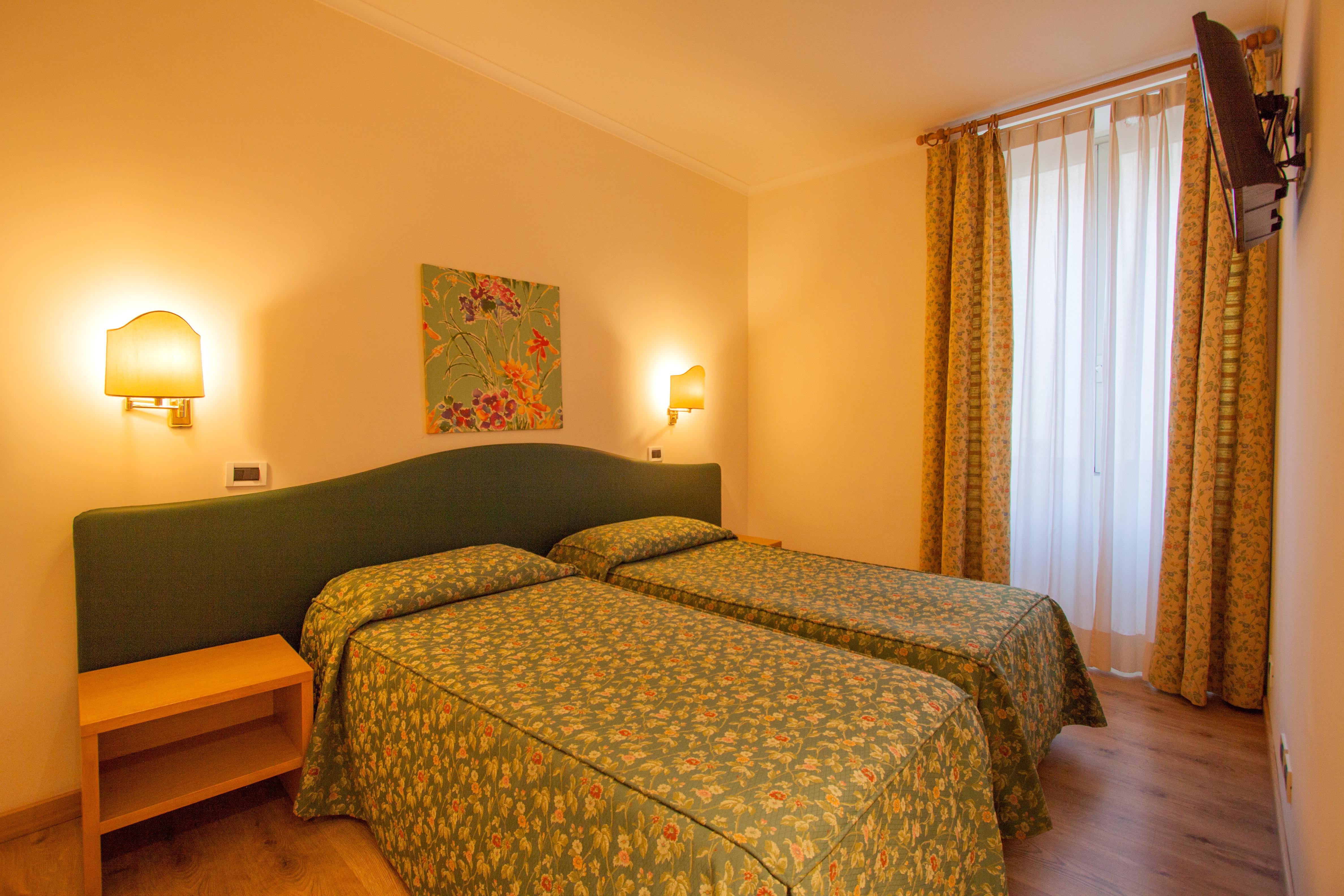 Hotel Laurentia Roma Esterno foto